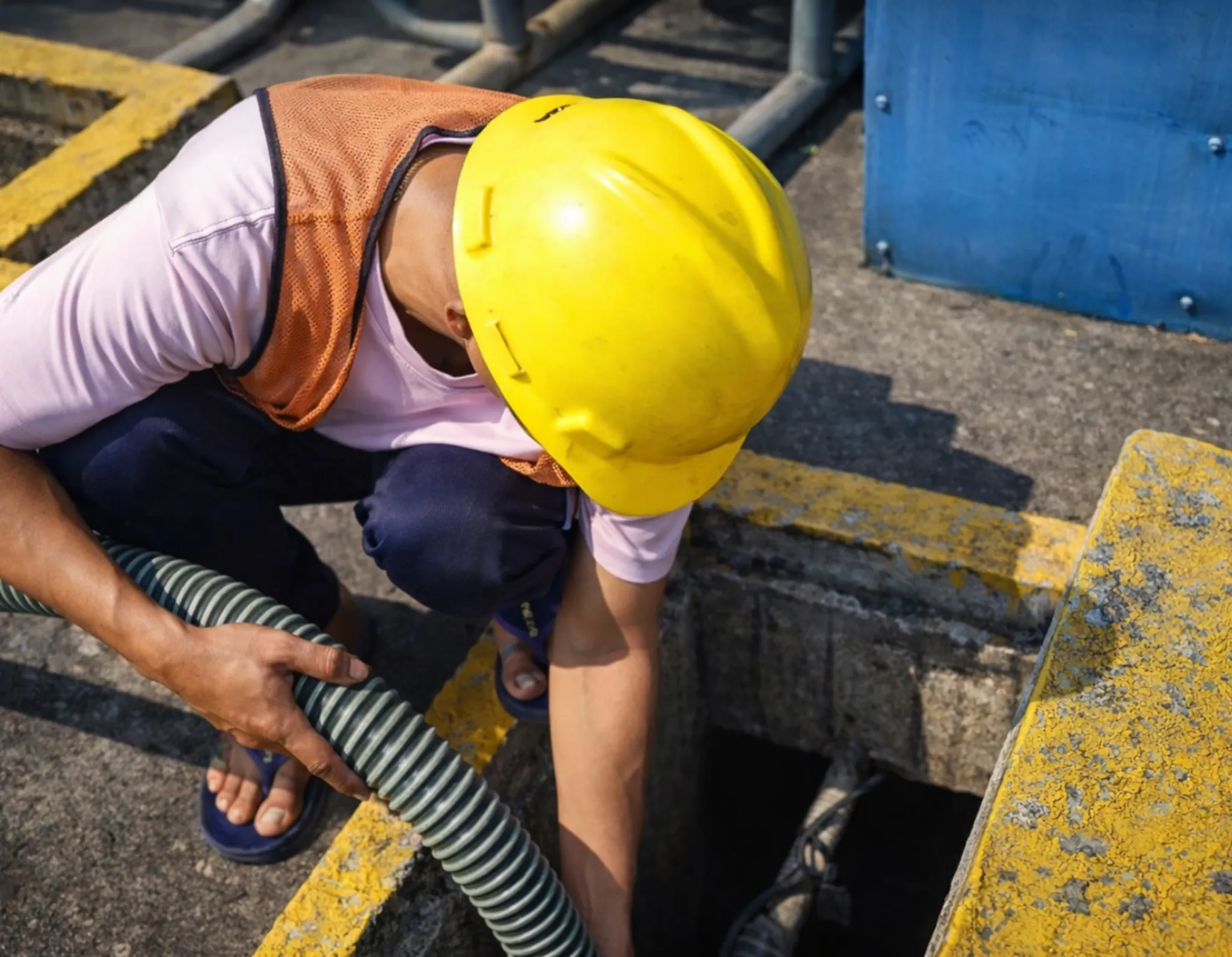 Sedot lemak grease trap